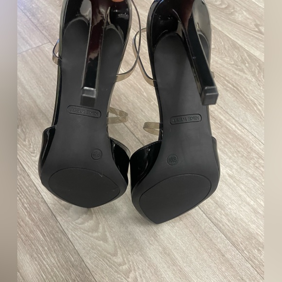 Woman’s Nine West ALL black Clear Strap Foez Pumps Heels - Picture 2 of 4